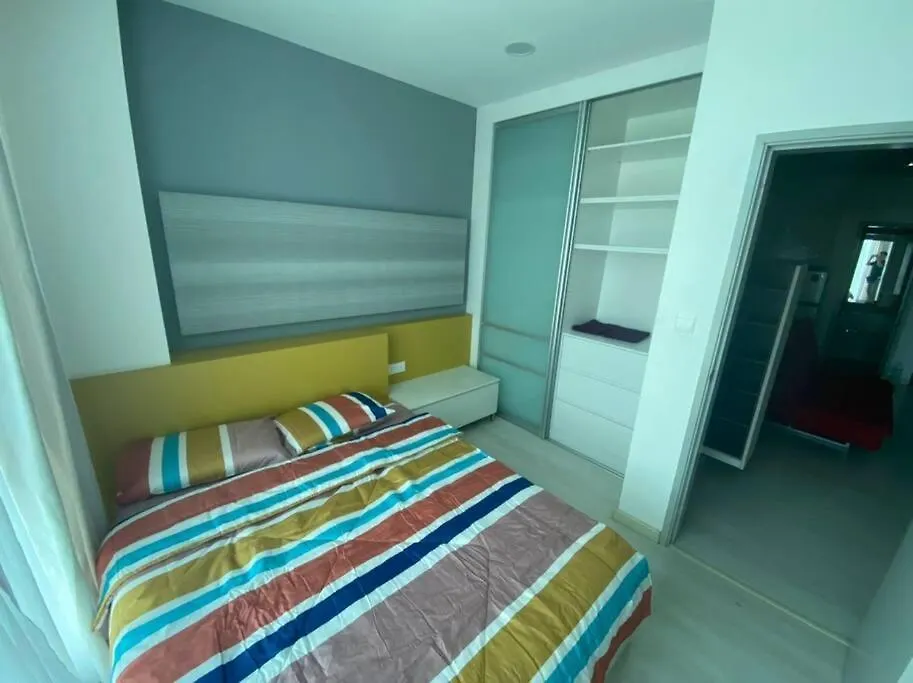 Apartment A Loft With Kitchen + Full-Condo Facilities. George Town